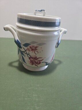 Elizabeth Arden Ceramic Container with Lid